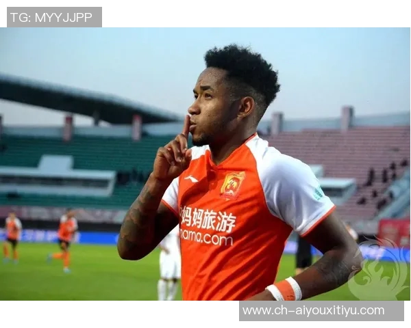 中国某球队与大阪樱花巴西边锋拉斐尔谈判引发关注44场23球4助表现抢眼