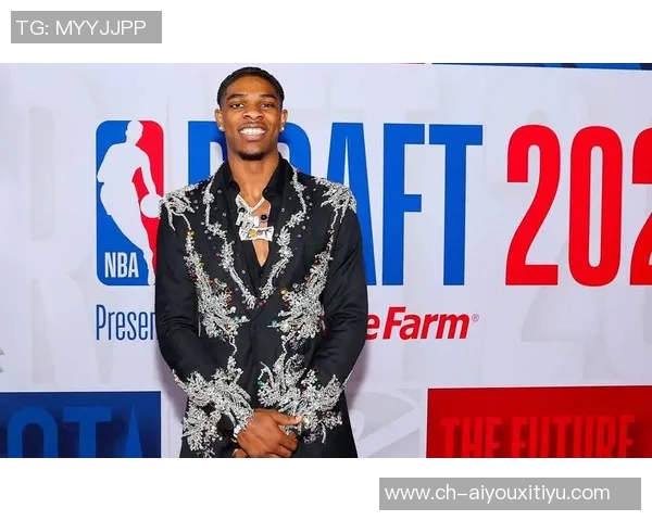 斯库特亨德森激励队友重返NCAA赛场三年发展联盟的成长之路